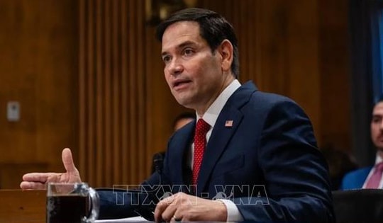 Ngoại trưởng Mỹ lên tiếng sau khi Quốc hội Iran thông qua nghj quyết đóng eo biển Hormuz