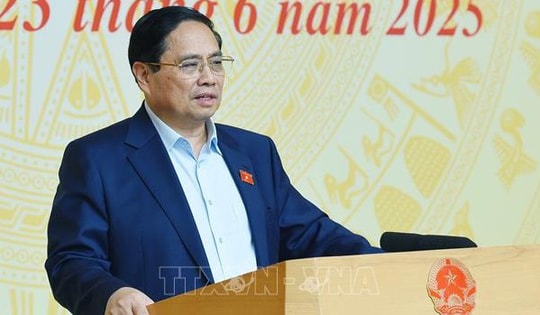 Thủ tướng: Mỗi ngày đều là cao điểm chống buôn lậu, gian lận thương mại, hàng giả