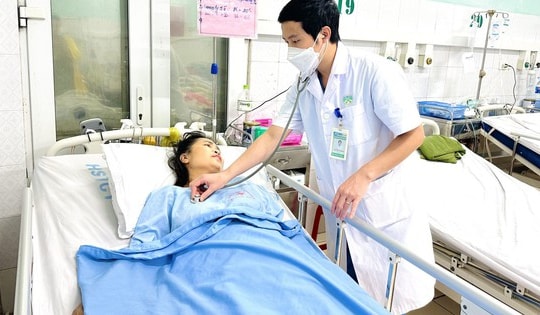 Người phụ nữ 44 tuổi ở Thanh Hóa hồi phục 'ngoạn mục' sau khi ngừng tim ngoại viện