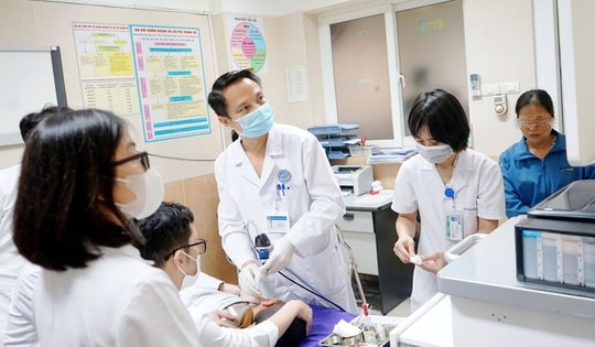 Chảy dịch trong tai kéo dài, bé 9 tuổi bất ngờ được phát hiện thoát vị não, có rò dịch não tủy