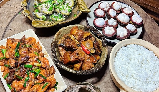 Mách mẹ đảm thực đơn bữa tối 7 ngày với món ngon cho mùa hè dễ làm tại nhà, chỉ 30 phút là xong!