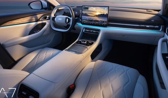 Xe sedan hạng D giá 320 triệu đồng trang bị xịn như Toyota Camry, Mazda6, rẻ hơn Kia Morning, Hyundai Grand i10 có gì đặc biệt khi ra mắt ở Trung Quốc?