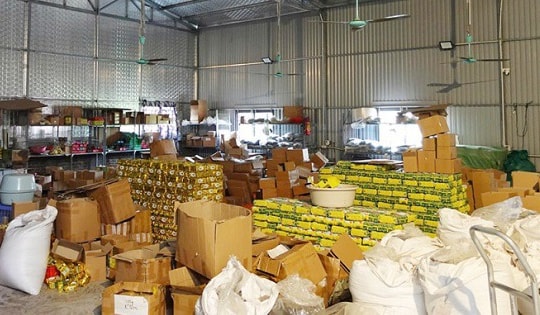 Giả nhãn hiệu ‘Chè Thái Nguyên’ bán hàng tấn chè mỗi ngày