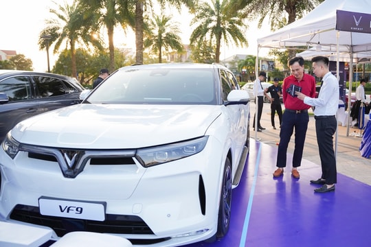 VinFast công bố chương trình 'Thu xăng - Đổi điện' ưu đãi tới 100 triệu đồng/xe