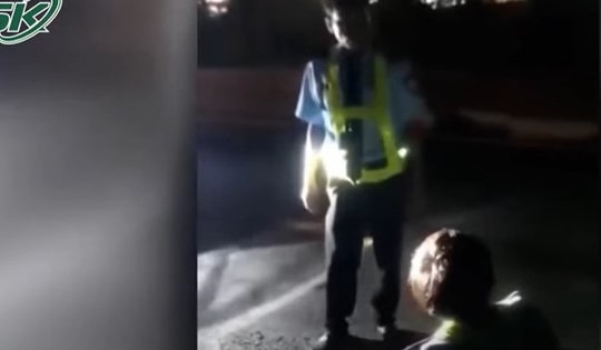 Bảo vệ như 'xã hội đen' đánh đồng nghiệp