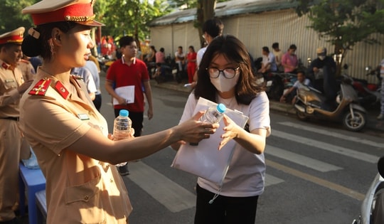 Công an Hà Nội đảm bảo an ninh, an toàn kỳ thi tốt nghiệp THPT 2025