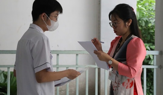 Sĩ tử TPHCM tự tin thi môn Ngữ văn