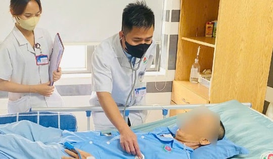 Y tế huyện cứu sống bệnh nhân hôn mê sau xuất huyết não