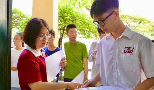 Sĩ tử cả nước tự tin chinh phục môn Toán kỳ thi tốt nghiệp THPT 2025