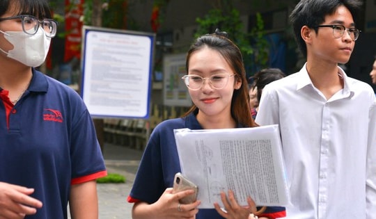 Đề Toán thi tốt nghiệp THPT 2025: Thí sinh 'khó nhằn' vì nhiều dạng thức lạ