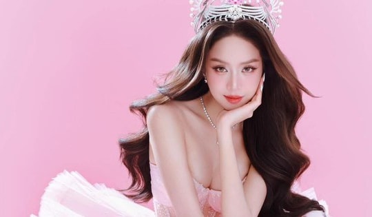 Đương kim Hoa hậu Việt Nam quê Đà Nẵng khoe khoảnh khắc trước khi kết thúc nhiệm kỳ