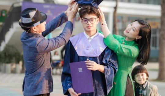 Con trai NSND Xuân Bắc hào hứng khoe kết quả thi tốt nghiệp THPT