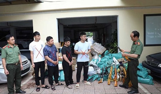 Triệt phá ổ nhóm chế tạo, tàng trữ, mua bán trái phép vũ khí quân dụng số lượng lớn
