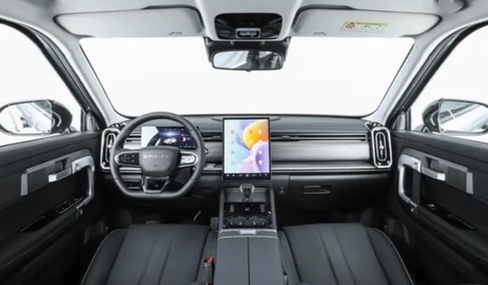 Xe gầm cao SUV hạng B giá 280 triệu đồng đẹp tựa Land Rover, rẻ hơn Kia Morning, Hyundai Grand i10 có gì đặc biệt khi mở bán ở Trung Quốc?