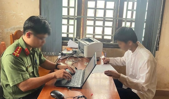 Vụ gian lận thi tốt nghiệp THPT ở Lâm Đồng: Thí sinh và người hỗ trợ bên ngoài có thể bị xử lý thế nào?