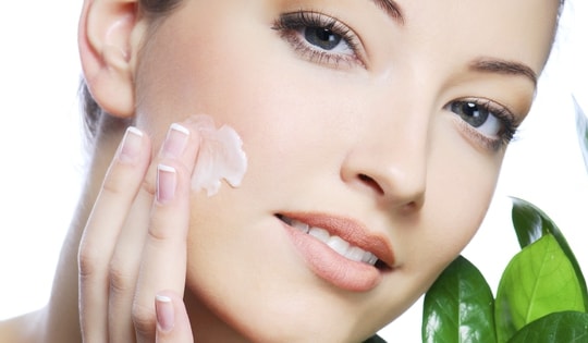 5 nguyên liệu tự nhiên giúp 'thanh lọc' da nhẹ nhàng