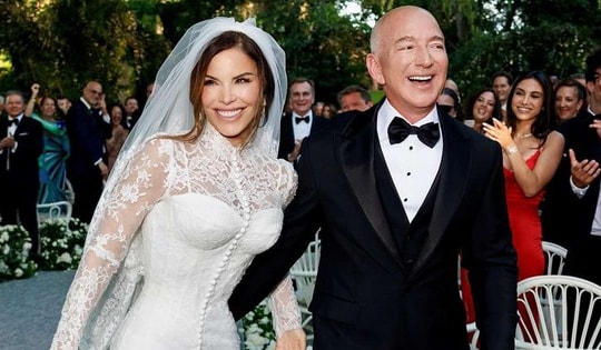 Nữ MC 56 tuổi đẹp lộng lẫy trong đám cưới xa hoa với tỷ phú Jeff Bezos