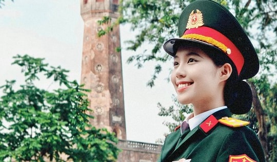 Vẻ đẹp 'càng ngắm càng mê' của Thiếu uý vừa đoạt Á hậu 1 Hoa hậu Việt Nam