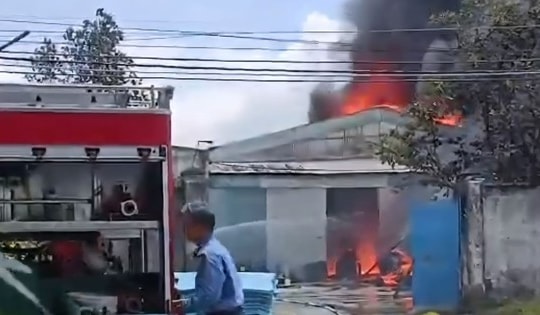 TP Hồ Chí Minh: Khống chế vụ cháy lớn trong Khu công nghiệp Tân Phú Trung