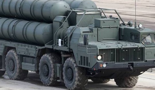 Ấn Độ sốt ruột chờ S-400, Nga 'lúng túng' giữa chiến sự Ukraine