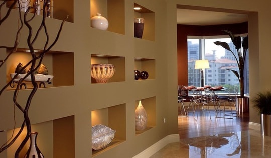 Lợi ích tuyệt vời khi sử dụng nhiều hình ô trong trang trí tường phòng khách