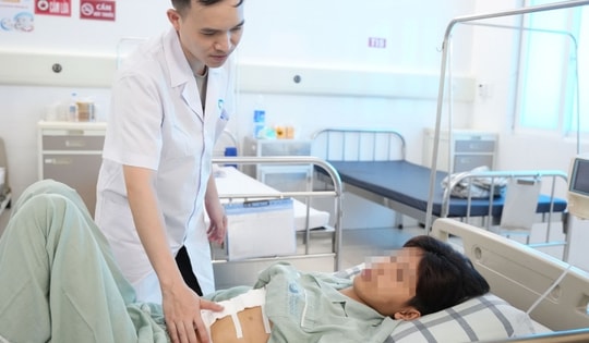 Bất ngờ nguyên nhân khiến nam thanh niên 18 tuổi đang khỏe mạnh bỗng sốc mất máu nguy kịch