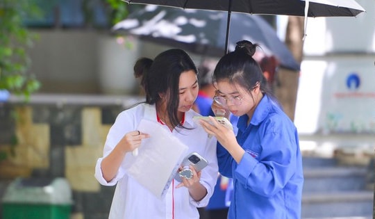 Đáp án môn Ngữ văn tốt nghiệp THPT 'rò rỉ' trên mạng, Bộ GD&ĐT nói gì?