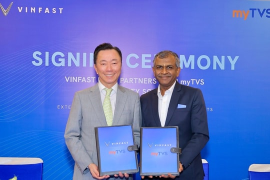 VinFast ký hợp tác với myTVS phát triển mạng lưới dịch vụ hậu mãi tại Ấn Độ