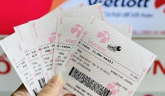 Đầu tháng 7, Vietlott thông báo có một người trúng giải thưởng tiền tỷ