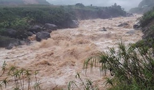 Nguy cơ cao xảy ra ngập lụt ven sông và lũ quét vùng núi Bắc Bộ