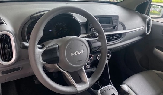 Giá lăn bánh Kia Morning mới nhất giảm siêu rẻ nhờ ưu đãi sốc, xứng danh hatchback hạng A rẻ nhất