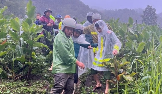 Lai Châu: Sạt lở đất đá trên Quốc lộ 4D khiến một người tử vong