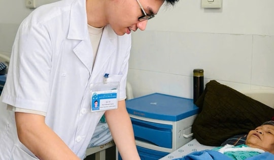 Chủ quan với khối u nhỏ, không đau, cụ bà mắc ung thư hiếm gặp