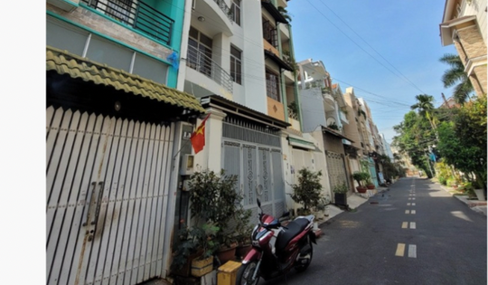 TP HCM: Đua nhau rao bán căn hộ dịch vụ