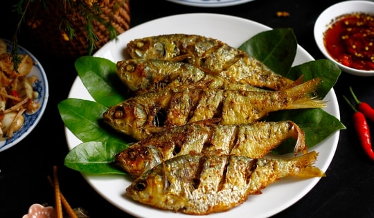 Loại cá thuộc hàng tốt nhất thế giới bán đầy ở chợ Việt, vừa nhiều vừa rẻ, người bị bệnh về tim mạch nên ăn đều đặn