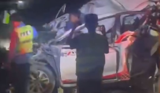 Tai nạn liên hoàn giữa 4 ô tô trên cao tốc TP Hồ Chí Minh – Trung Lương