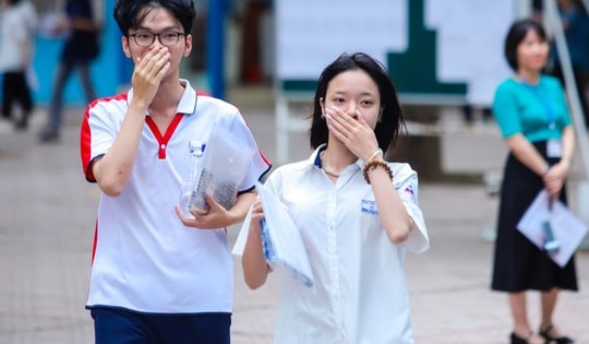 Chuyên gia nước ngoài nói gì về đề thi tiếng Anh tốt nghiệp THPT 2025?