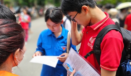 Điểm chuẩn lớp 10 Hà Nội đang 'nhảy múa' trên mạng xã hội: Thực hư ra sao?