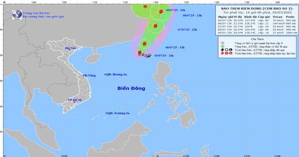 Bão số 2 giật cấp 13 trên Biển Đông, sóng biển cao đến 6m
