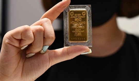 Giá vàng hôm nay ngày 5/7 diễn biến rất lạ