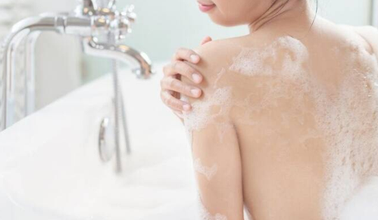 Đừng làm 7 điều khi tắm vào mùa hè! Hầu hết mọi người đều làm hai điều này mỗi ngày