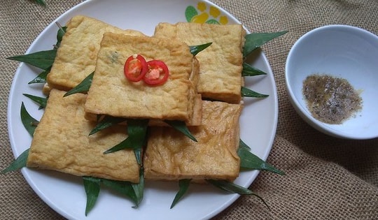 Đây mới là cách làm món đậu phụ hấp rau răm siêu lạ, dân dã, ngon khó tả