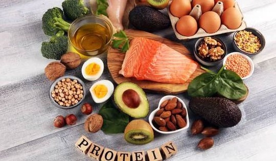 Vì sao thực phẩm giàu protein giúp trẻ lâu?