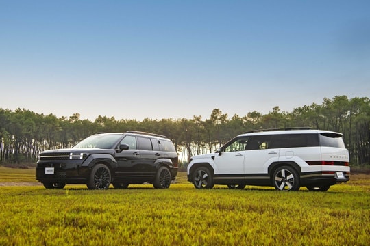 Xả hàng tồn, Hyundai Santa Fe có giá chỉ từ 855 triệu đồng