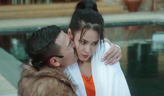 Nam diễn viên đại gia phong lưu trong 'Mặt trời lạnh' tiết lộ điều gì khi đóng 'cảnh nóng'?