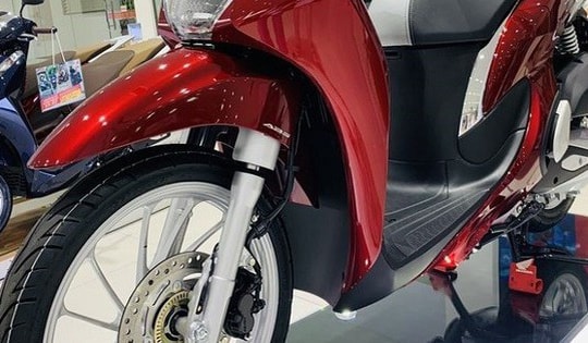 Giá xe SH Mode mới nhất giảm mạnh, thấp chạm đáy, dễ bỏ xa doanh số Vision, LEAD vì rẻ