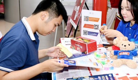 Hàng loạt đại học công bố điểm sàn xét tuyển 2025, thí sinh cần lưu ý gì?