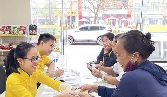 Điều kiện để người cao tuổi được hưởng trợ cấp hưu trí xã hội 500.000 đồng/tháng