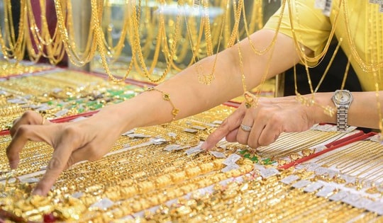 Giá vàng hôm nay ngày 9/7 lại quay đầu giảm mạnh