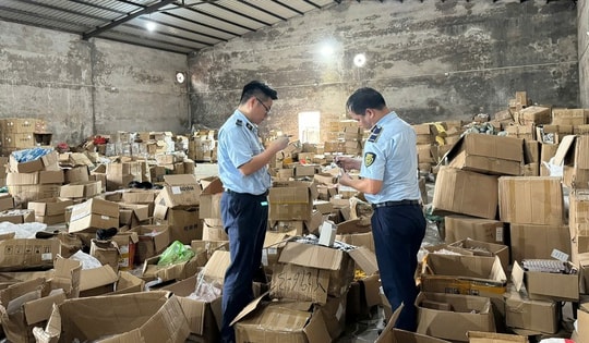 Kho hàng vùng biên chứa hơn 47.000 sản phẩm nhập lậu, kết nối hàng trăm tài khoản TikTok